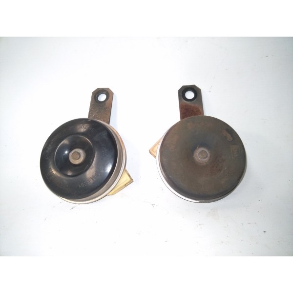 Par Buzina Subaru Forester 1998