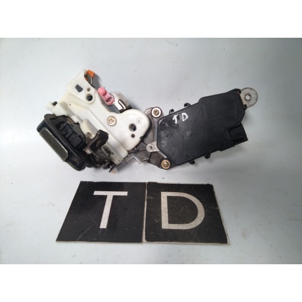 Trava Porta Traseiro Direito Subaru Forester 1998