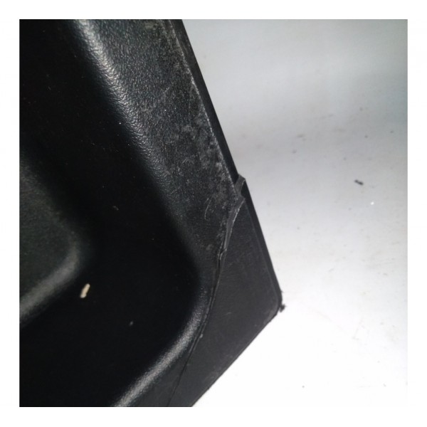 Acabamento Tampa Porta Malas Airtrek Detalhes