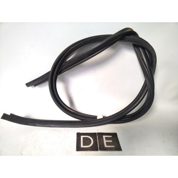 Borracha Porta Dianteira Esquerdo  Airtrek