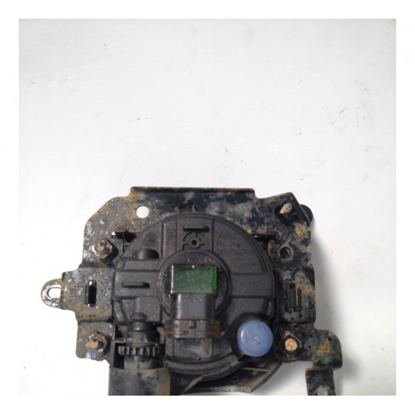 Farol De Milha Esquerdo Airtrek