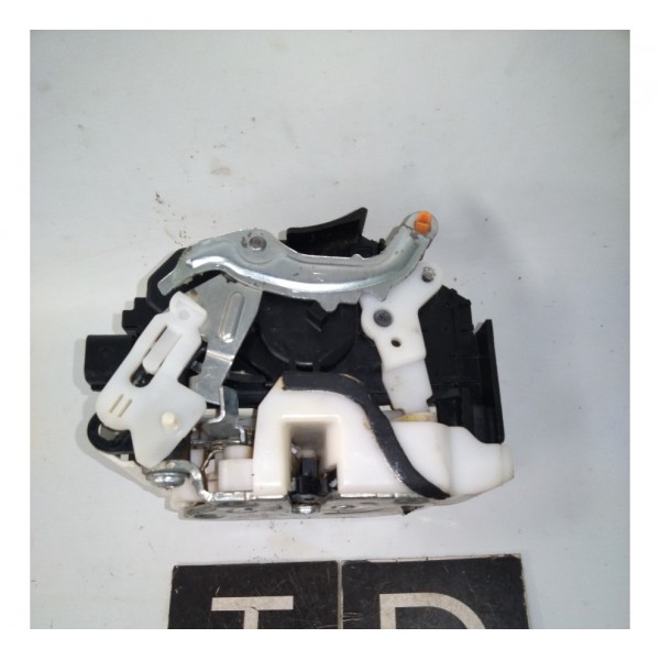 Trava Elétrica Porta Traseira Direita Airtrek