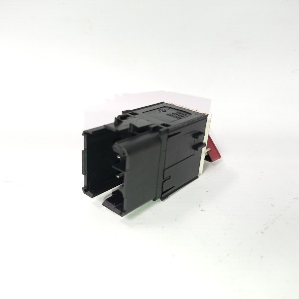 Botão Pisca Alerta Vw Passat B6 2007 2010 3c0953509 Preto