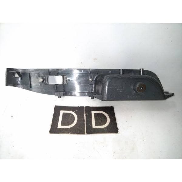 Moldura Botão Vidro Dianteiro Direito Mitsubishi Airtrek