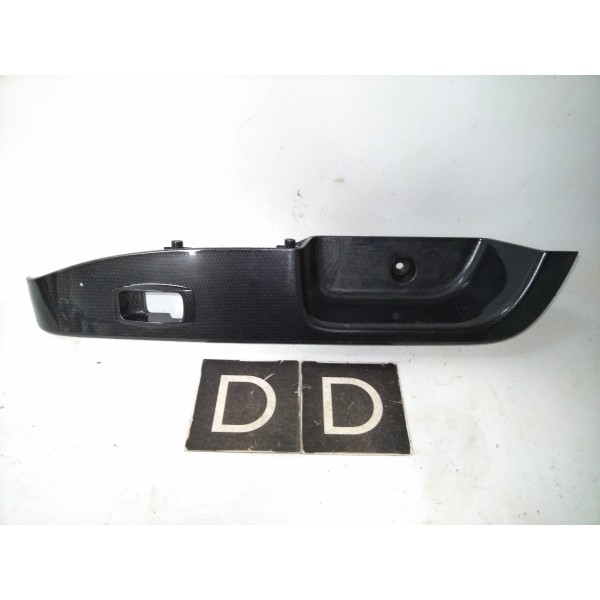 Moldura Botão Vidro Dianteiro Direito Mitsubishi Airtrek