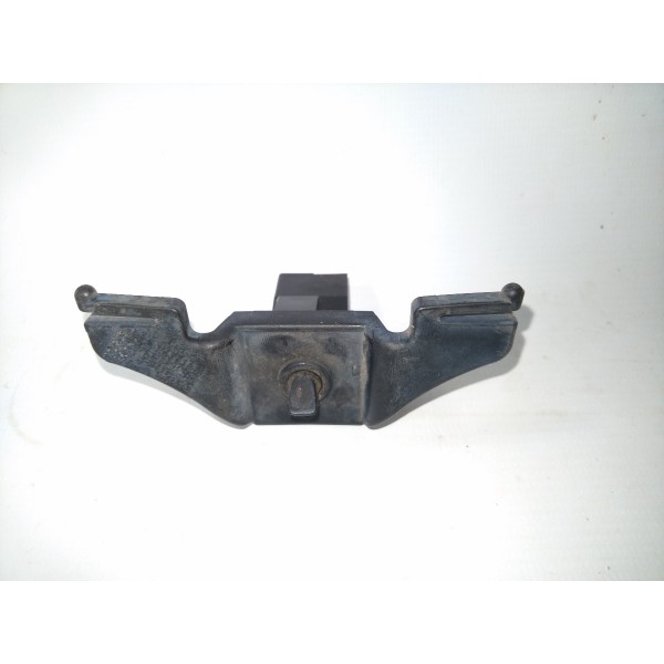 Trava Portinhola Tanque Airtrek 2.4 16v