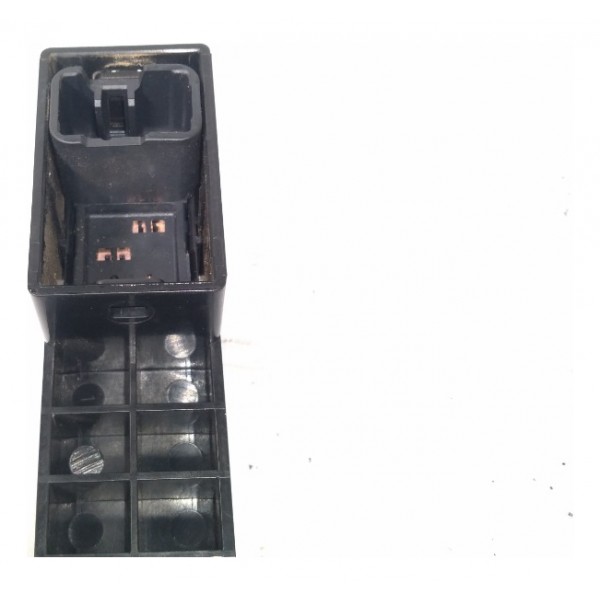 Botão Vidro Elétrico Simples Airtrek 2.4 16v