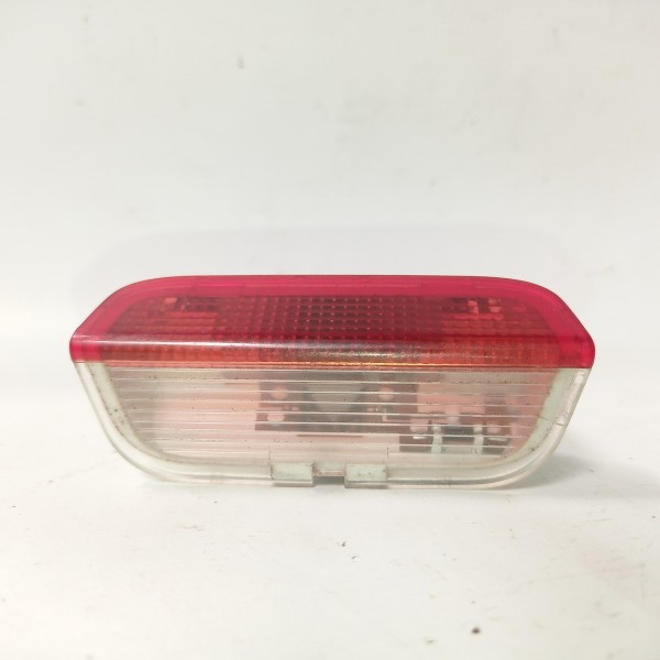 Luz Inferior Forro Porta Vw Passat B6 2006 2010 1k0947411a