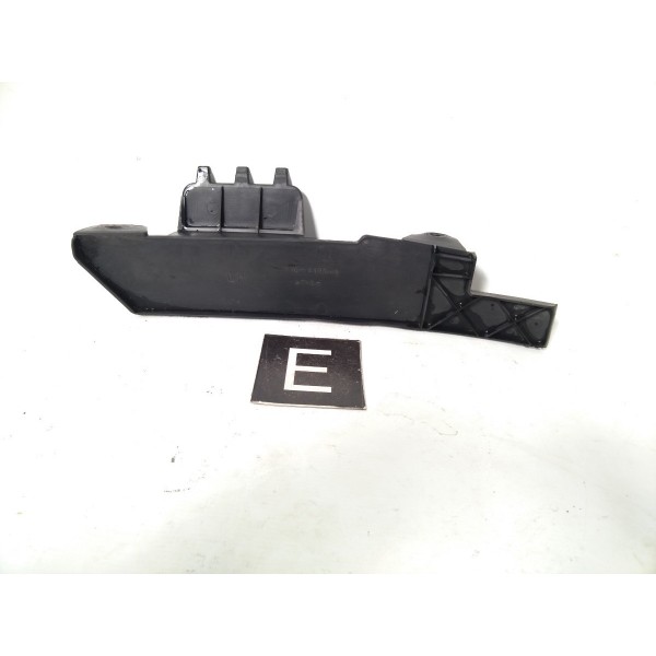 Guia Parachoque Dianteiro Esquerdo Gm Malibu 2008 - 2012