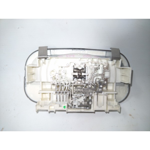 Luz De Cortesia Central 9652262180 C4 Lounge