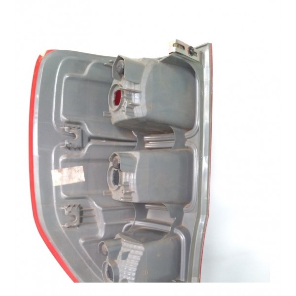 Lanterna Traseira Direita Ranger 2014 - Detalhe