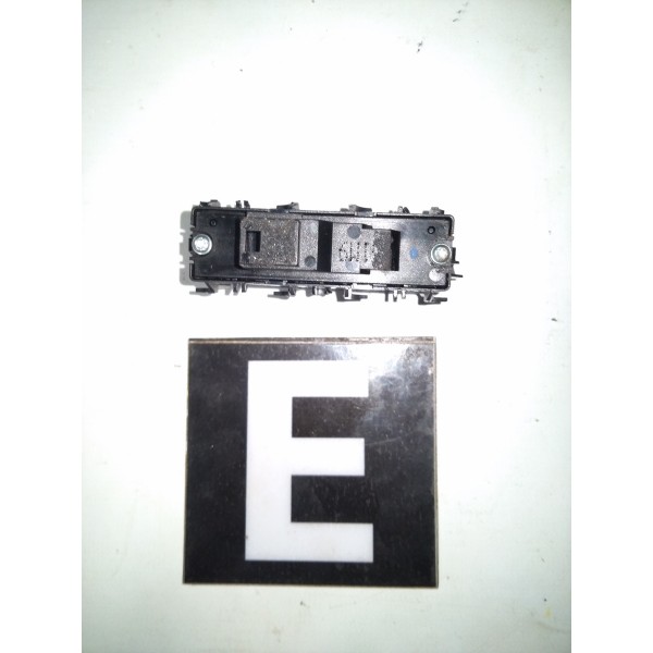 Botão Trava Forro Porta Esquerdo C180 C200 W204 2007 2014