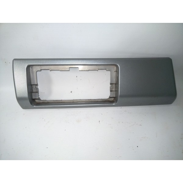 Friso Esquerdo Painel Freelander 2