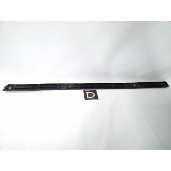 Acabamento Direito Base Rack De Teto Freelander 2