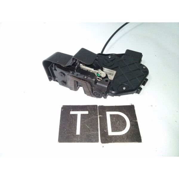 Trava Elétrica Traseira Direita Freelander 2