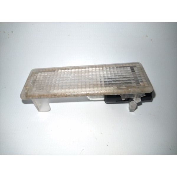Luz Inferior Forro De Porta Dianteiro C Detalhe Freelander 2