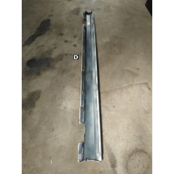 Saia Lateral Direito C180 C200 W204 2007 2014  Preto