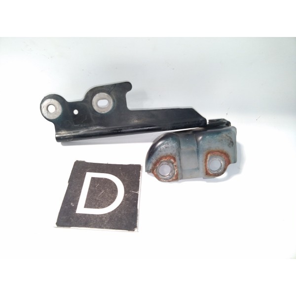 Dobradica Direita Capo Mazda Mx3 1991-1998