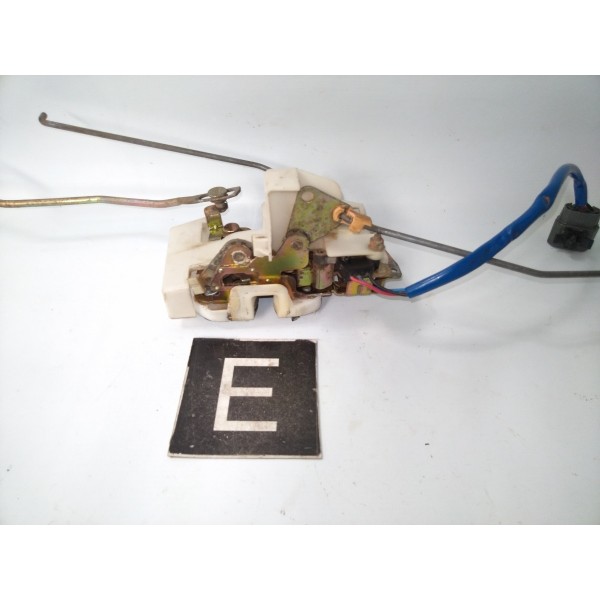 Trava Eletrica Esquerda Mazda Mx3