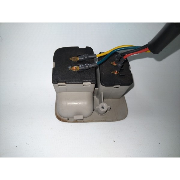 Botão Comando Abertura Tanque E Porta Malas Hyundai Azera