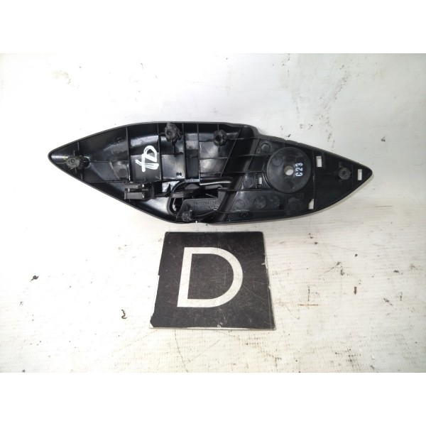 Maçaneta Interna Porta Traseira Direito Onix 13/19 Traseira