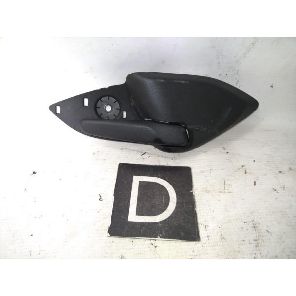 Maçaneta Interna Porta Traseira Direito Onix 13/19 Traseira