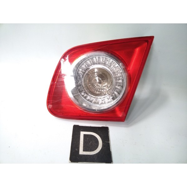 Lanterna Tampa Traseira Direita Vw Jetta 2007-2010 Direito