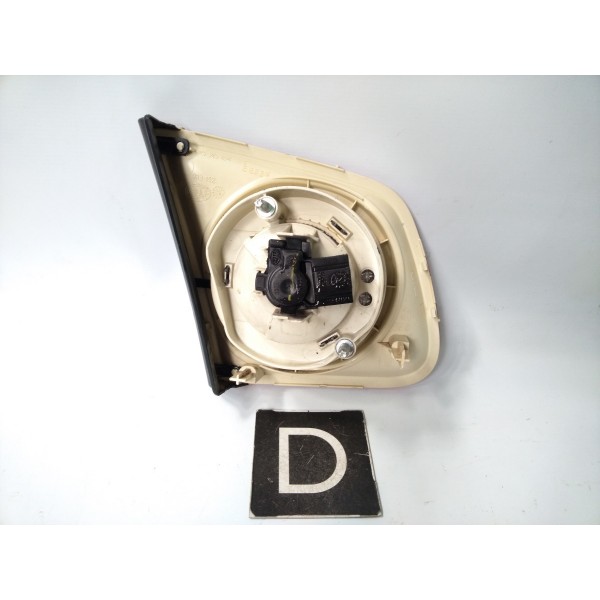 Lanterna Tampa Traseira Direita Vw Jetta 2007-2010 Direito