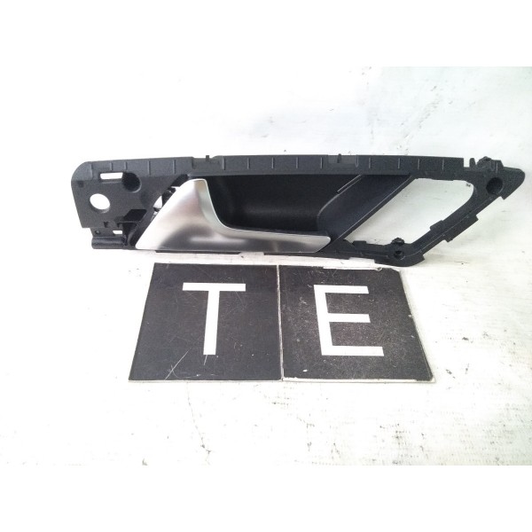 Maçaneta Traseira Esquerda Golf Tsi  Traseira