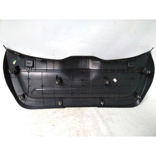 Acabamento Tampa Traseira Onix 13/19 (detalhes Riscos )