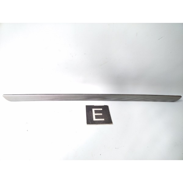 Friso Forro Porta Dianteira Esquerda Vw Jetta 2007-2010