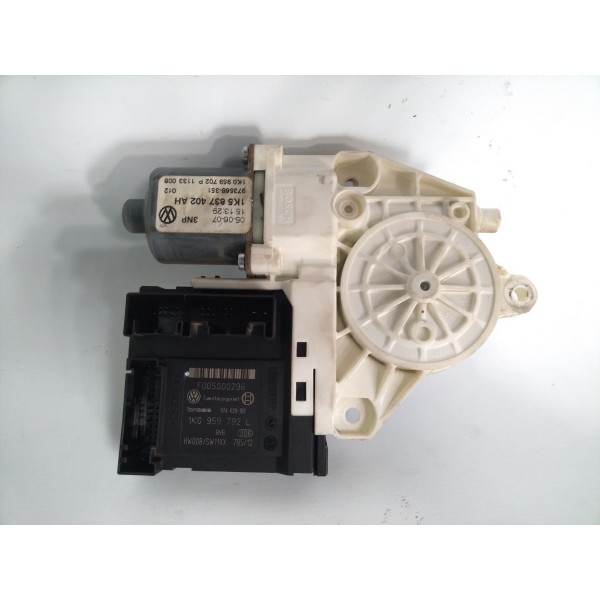 Motor Vidro Elétrico Dianteiro Direito Vw Jetta 2007-2010