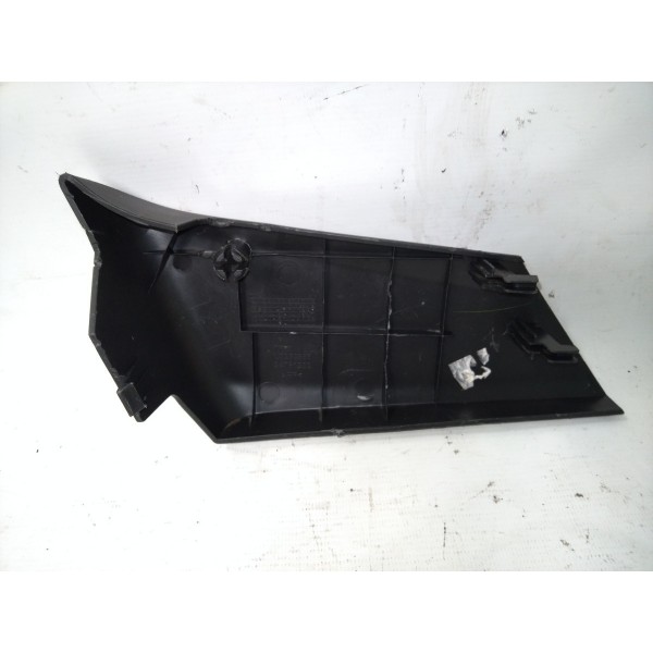 Moldura Acabamento Banco Dianteiro Esquerdo Chevrolet Onix  Preto