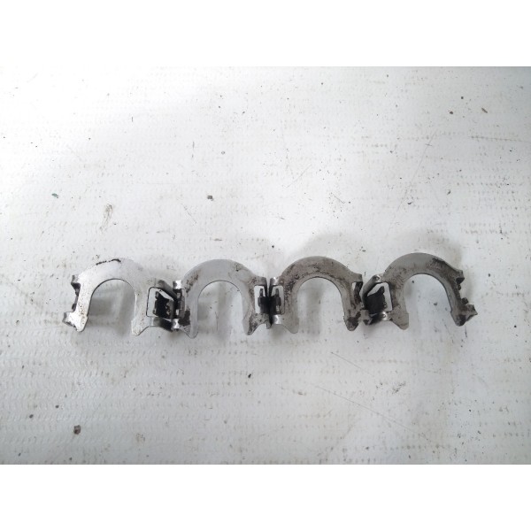 Jogo Trava Bico 4 Unidades Ford Mondeo 2001  2006