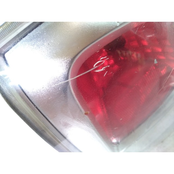 Lanterna Traseira Direita Ford Fusion 2006-2009 (detalhe) Direito Vermelho