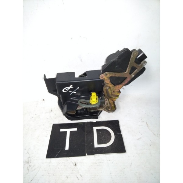 Trava Elétrica Porta Traseira Direita Terracan 2003-2011