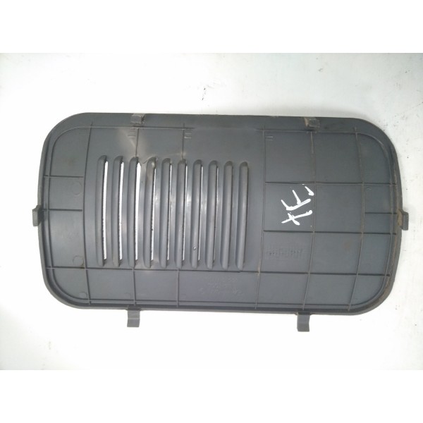 Acabamento Traseiro Esquerdo Terracan 2003-2011 Detalhe