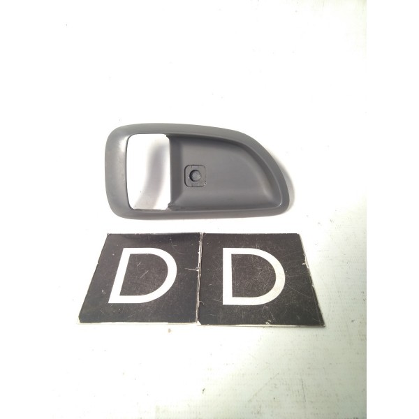 Moldura Maçaneta Dianteiro Direito Hyundai Terracan 2003-11