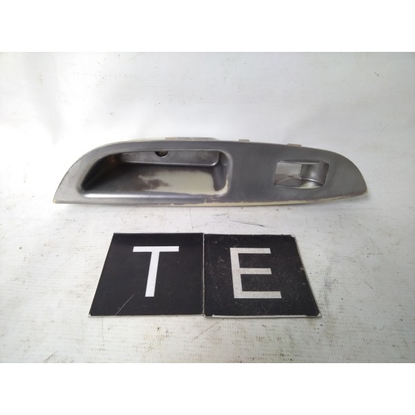 Moldura Botao Vidro Traseiro Esquerdo Lifan 530 2013 - 2018