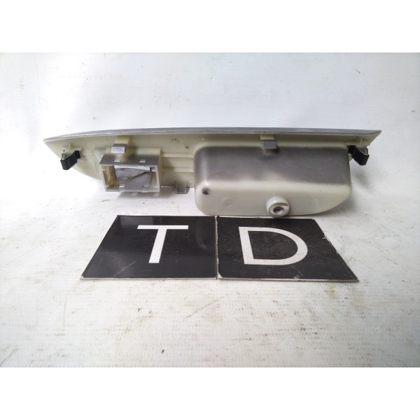 Moldura Botao Vidro Traseiro Direito Lifan 530 2013 - 2018