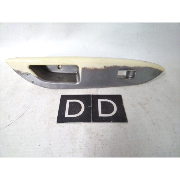 Moldura Botao Vidro Dianteiro Direito Lifan 530 2013 - 2018