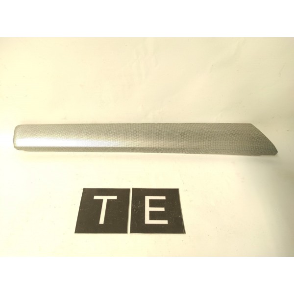 Friso Forro Porta Traseira Esquerda - Gm Captiva 2006 / 2011