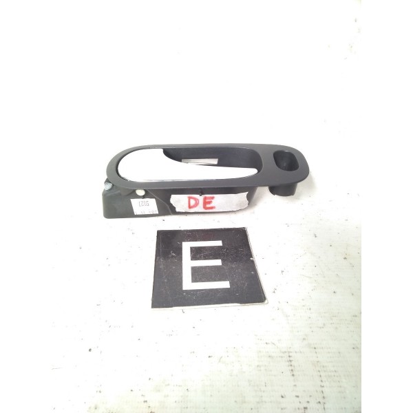 Maçaneta Interna Dianteira Esquerda Gm Malibu 2008 - 2012 Dianteira