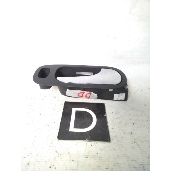 Maçaneta Interna Dianteira Direita Gm Malibu 2008 - 2012 Dianteira