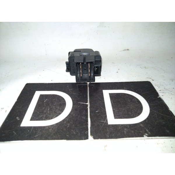 Botao Vidro Eletrico Dianteiro Direito Gm Malibu 2008 - 2012