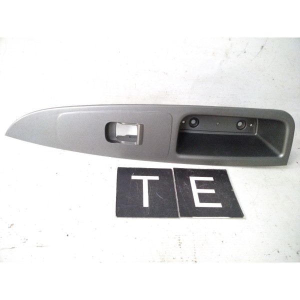 Moldura Botao Vidro Traseiro Esquerdo Gm Malibu 2008 - 2012