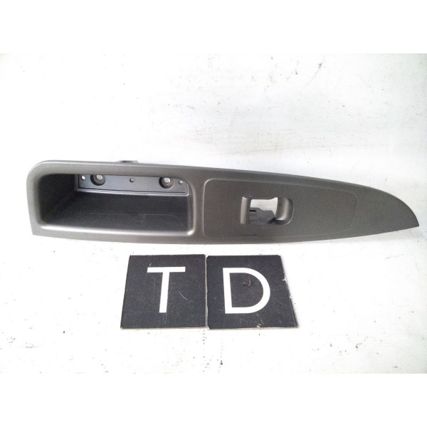 Moldura Botao Vidro Traseiro Direito Gm Malibu 2008 - 2012