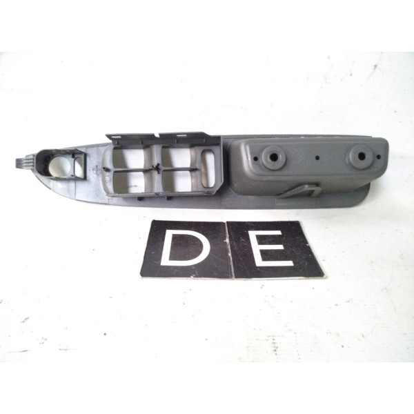 Moldura Botao Vidro Dianteiro Esquerdo Gm Malibu 2008 - 2012