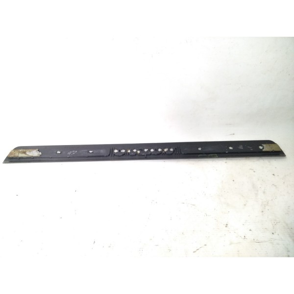 Soleira Porta Dianteira Com Emblema Volvo S60 2000  2009