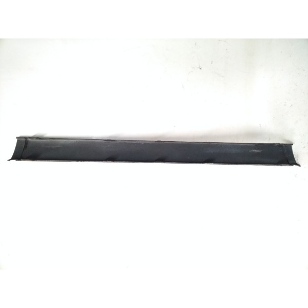 Friso Parachoque Dianteiro Central Volvo S60 2000  2005